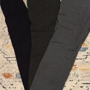 3 pair of leggings